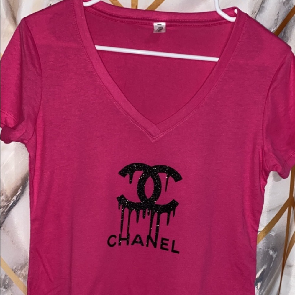 Double c drip vneck